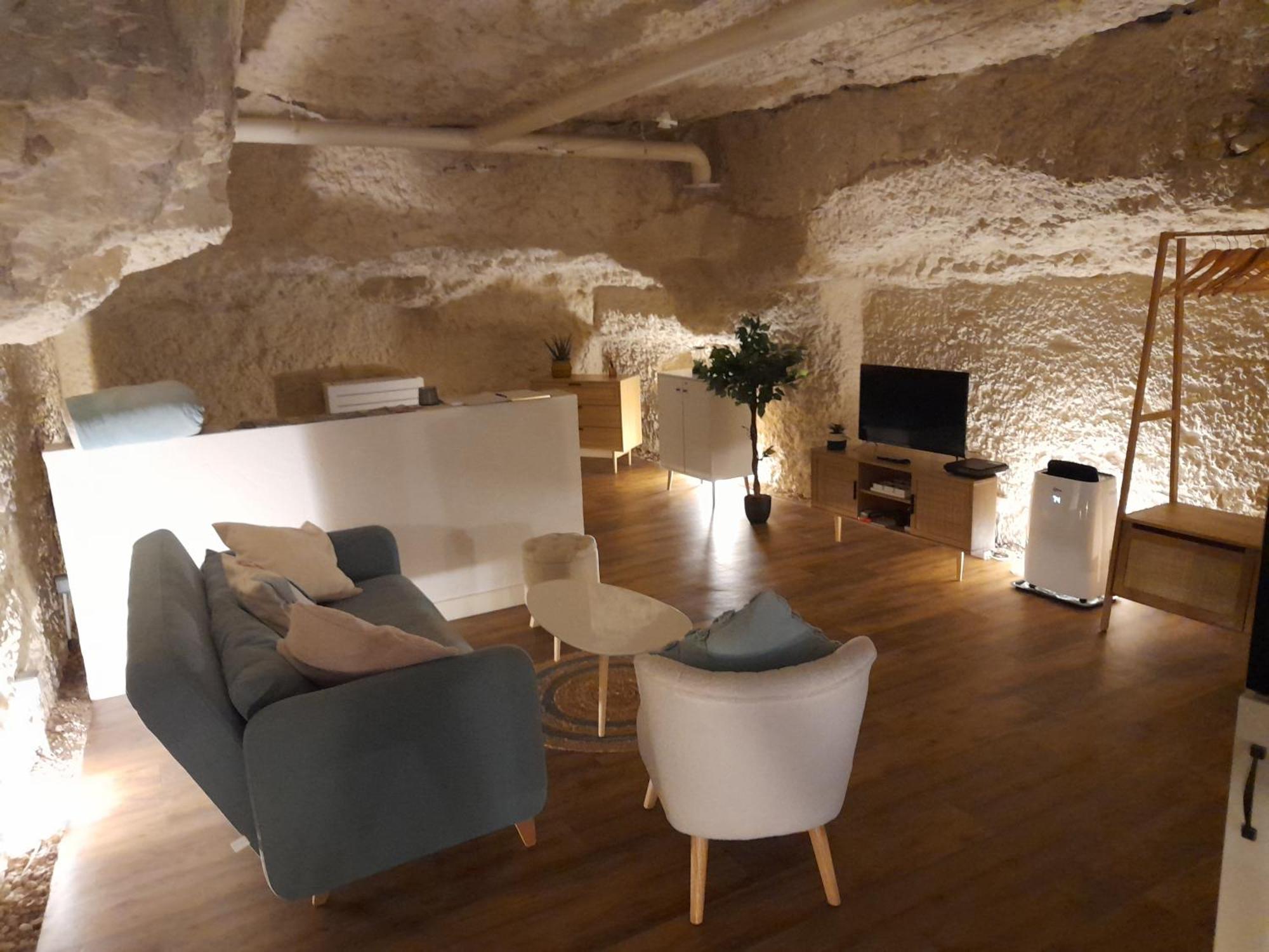 Апартаменти La Grotte Du Bonheur Cangey Екстер'єр фото